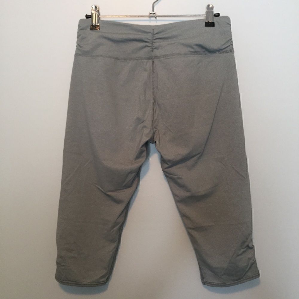 Kyodan athletic capris - Picture 3 of 6